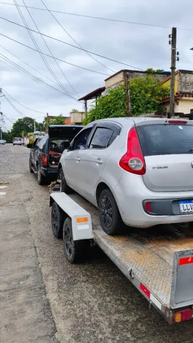 Reboque plataforma para carro moto quadriciclo e pequenos barcos só ?