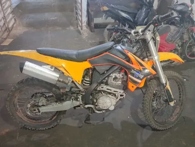 Cros 250 pra vender rápido 
