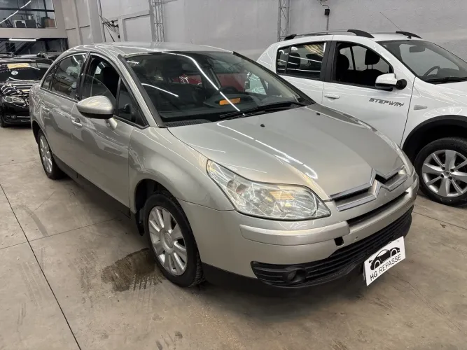 Citroen C4 GLX 2.0 Flex 16V 5P Aut. 2012