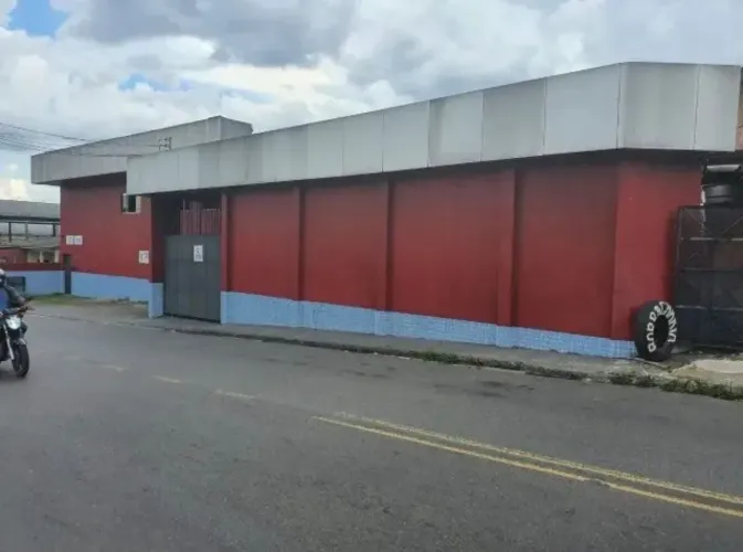 PRÉDIO COMERCIAL COMPLETO À VENDA SANTOS DUMONT | PRONTO PARA SEU NEGÓCIO!