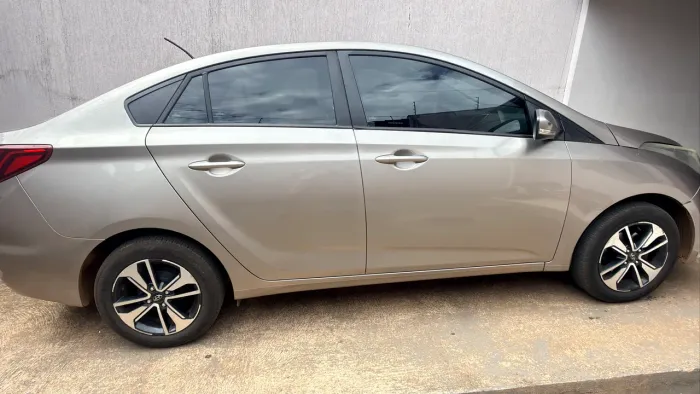 Hyundai HB20S C.plus/c.style1.0 Flex 12V Mec. 4P 2019