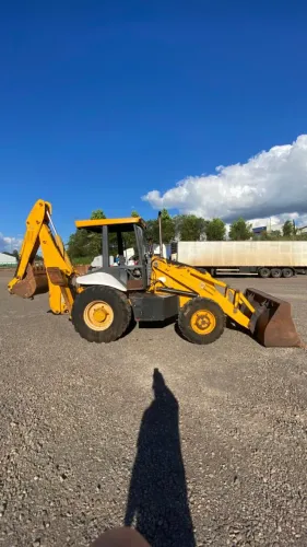 Retro Escavadeira JCB 214 ano 2005