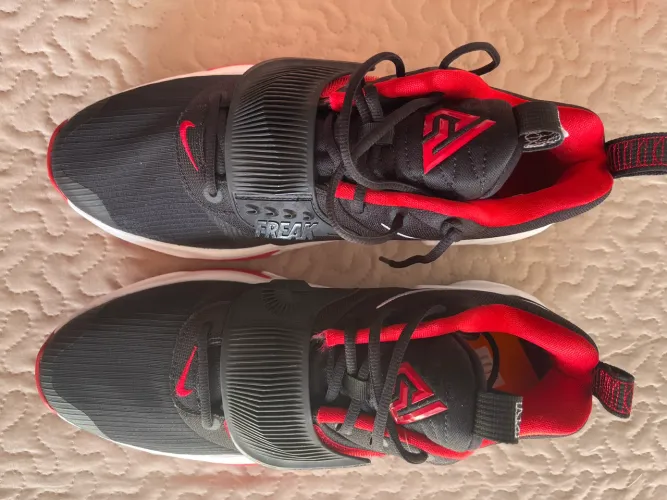 Tênis NIKE ZOOM FREAK 3, novo, original e na caixa