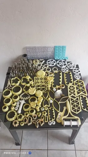 Vendo acessórios de confeiteiro