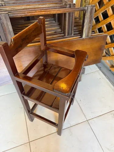 Cadeira Infantil de Madeira