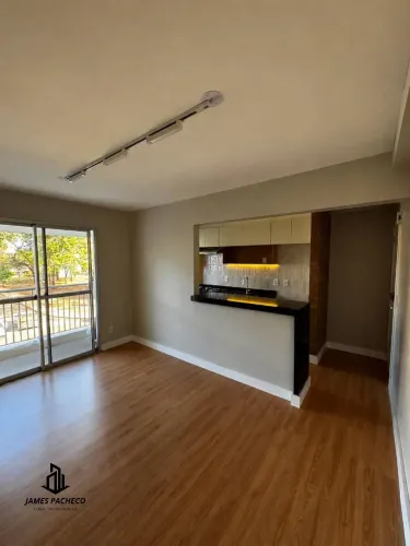 Apartamento reformado a venda, 3 quartos 1 suíte - Setor Vila Jaraguá