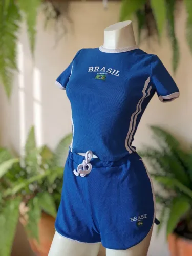 Blusa e Short Brasil 