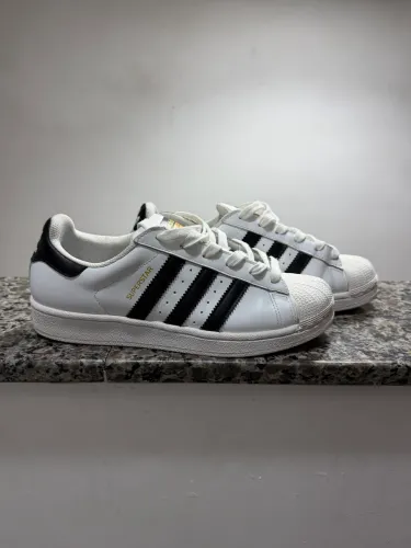 Tênis Adidas Superstar Branco - tamanho 35