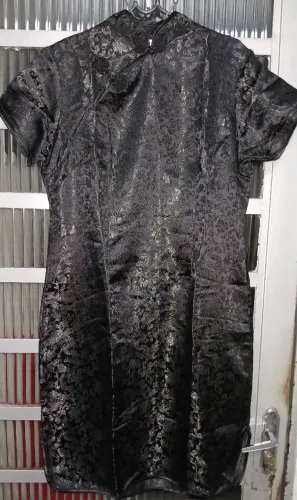 Vestido oriental preto - Em ótimo estado