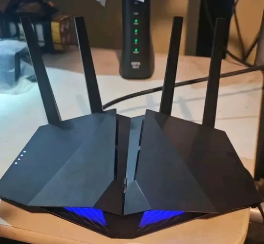 ASUS Roteador extensível para jogos RT-AX82U (AX5400) Dual Band WiFi 6, porta para jogos