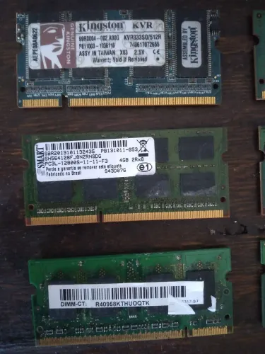 Lote de memórias RAM funcionando