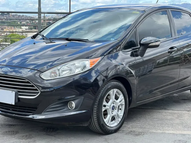 Ford Fiesta Sedan 1.6 16V Flex Aut. 2014