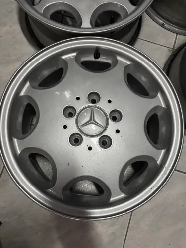 Jogo de Rodas Mercedes, original w202. Estado excepcional