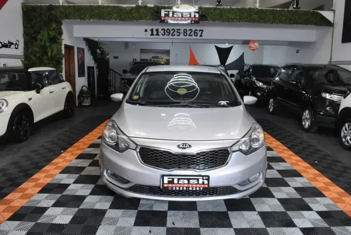 Kia Motors Cerato EX 2.0 16V Flex AUT 2014