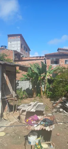 Vende-se terreno com casa, no Parque São Cristóvão