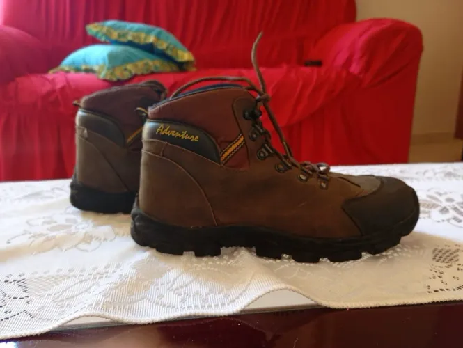 West boot adventure usada