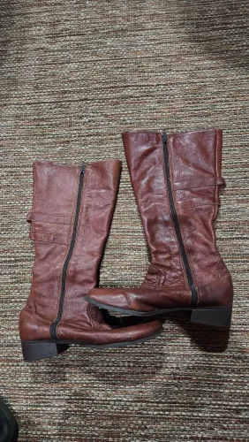 Bota em couro 