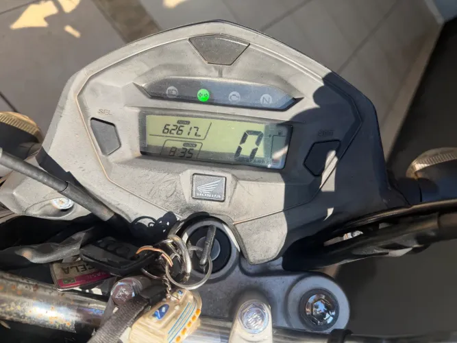 Vendo Moto Titan CG 15 esd mix/flex 2014
