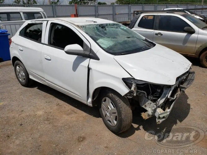 Sucata chevrolet onix 1.0 2013/ LT