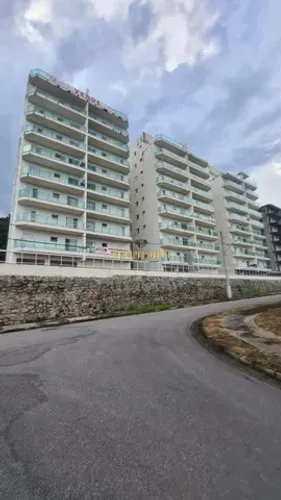 Apartamento à venda na Praia com 2 Dormitórios, sendo 1 suíte com Varanda gourmet e Piscin