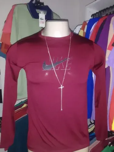 Camisa uv disponível tamanho M