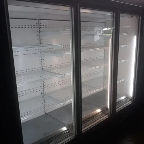Freezer / Cervejeiro Arneg 3 portas