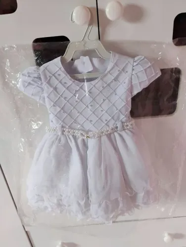 Vestido de renda branco para menina Tamanho M