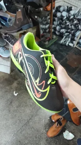Chuteira Nike Society Preta
