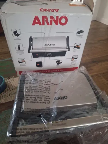 Arno Grill novinho - 220w