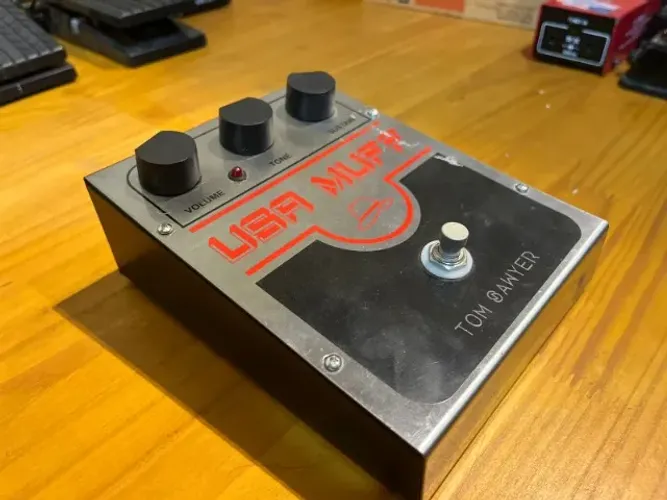 Pedal Distortion Fuzz P/ Guitarra Tom Sawyer Usa Muff