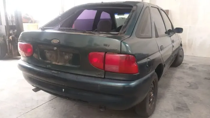 Sucata Venda De Peças Usadas Escort 1.8 16v 1998