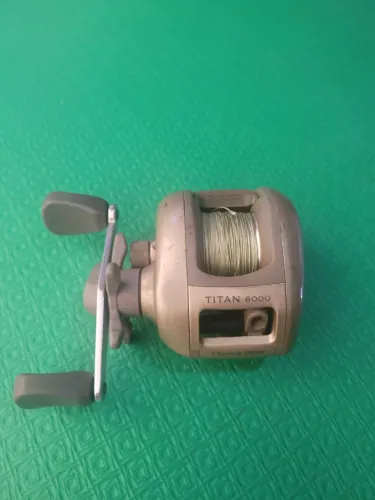 Carretilha de pesca Titan 6000