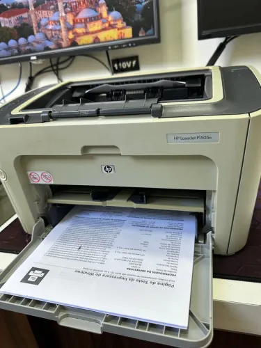Impressora HP LaserJet P1505n