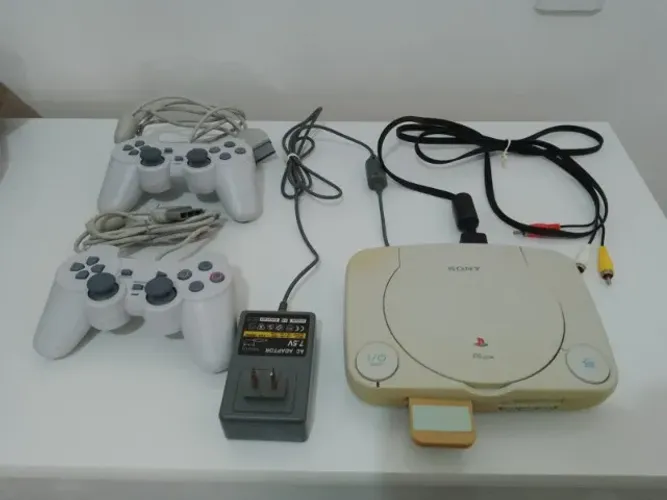 VENDO PS1 SLIM - LEIA A DESCRIÇÃO