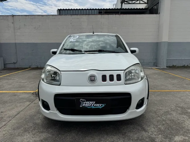Fiat Uno Sporting 1.4 EVO Fire Flex 8V 4P 2012