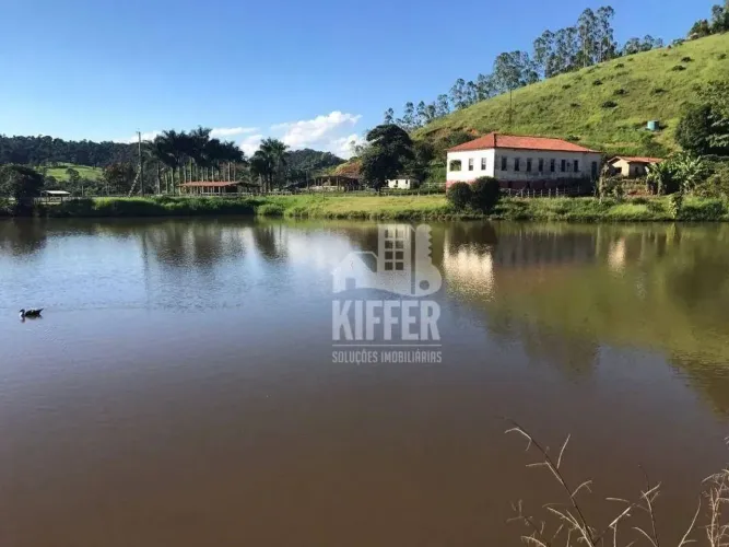 Fazenda de Alto Padrão à Venda em Minas Gerais 243 Hectares, Estrutura Completa e Alta Pr