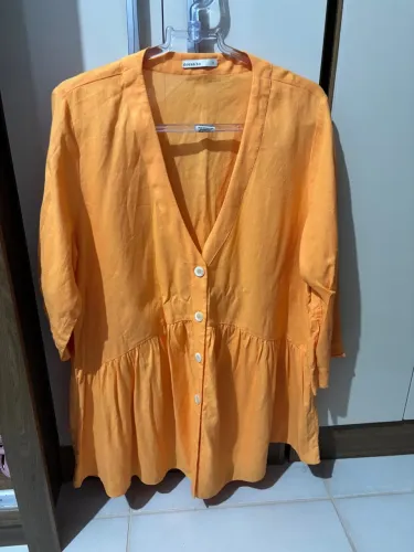 Blusa laranja com babado - Dress to