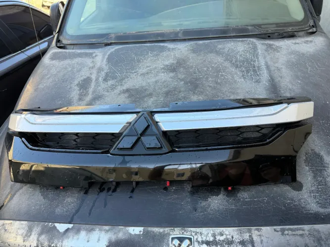 Grade L200 Triton 2021 2022 2023 2024