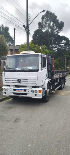 Mercedes-Benz 1720 - Ano 1999