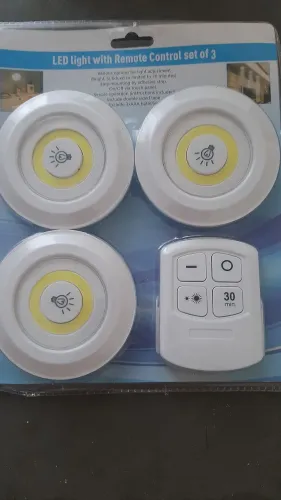 Kit 3 Lâmpadas de Led com controle remoto sem fio 