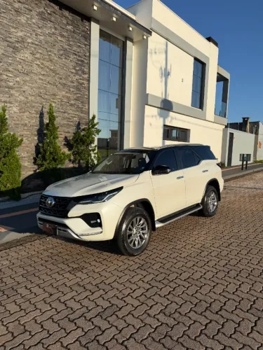 Toyota Hilux SW4 SRX 4X4 2.8 TDI 16V Dies. Aut. 2021