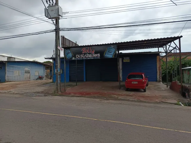 //Alugo Ponto Comercial com 100 M2 no São Lázaro 