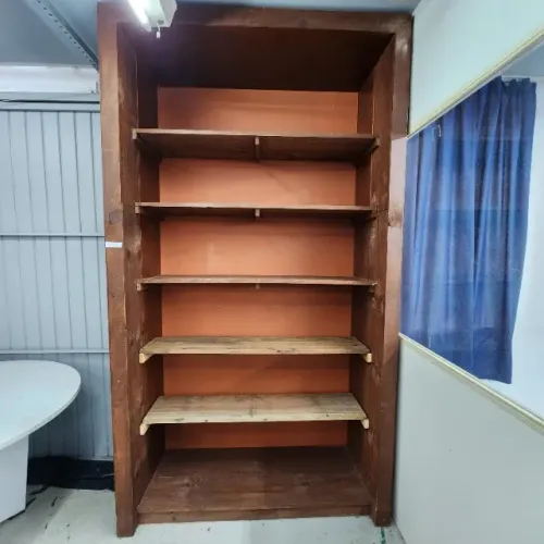 Prateleira em madeira