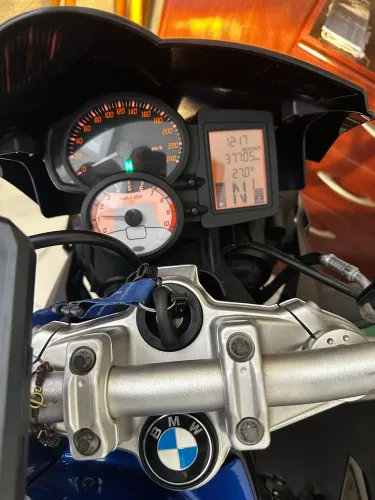 Vendo Moto BMW em estado raro de conservação.