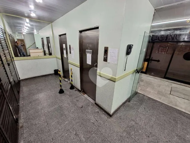 Méier, sala comercial com recepção, sala e banheiro social, 2 elevadores, portaria com rec