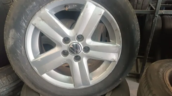 Jogo de rodas Volkswagen Fox aro 15