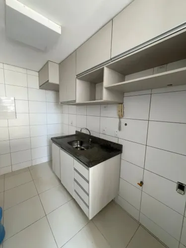 Cond. Alvorada - 3 quartos sendo 1 suíte - 02 vagas de garagem