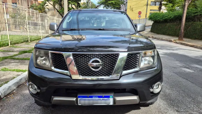 Nissan Frontier SV At.cd 4X4 2.5 TB Diesel Mec. 2015