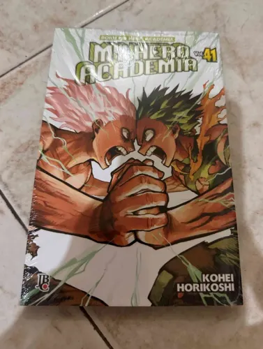 Mangá My Hero Academia vol. 41 Lacrado