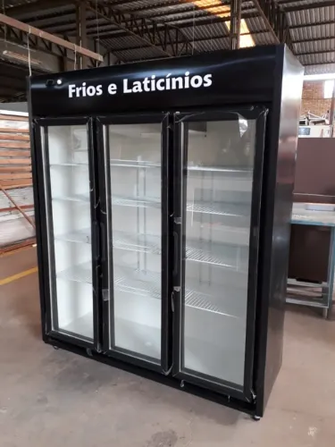 Auto Serviço 3 Portas